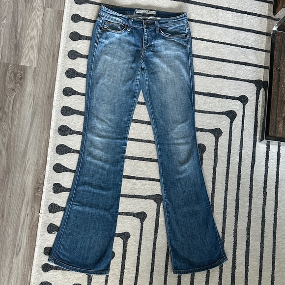 Joe's Jeans Women's Blue low rise Boot Cut Jeans - Picture 2 of 5